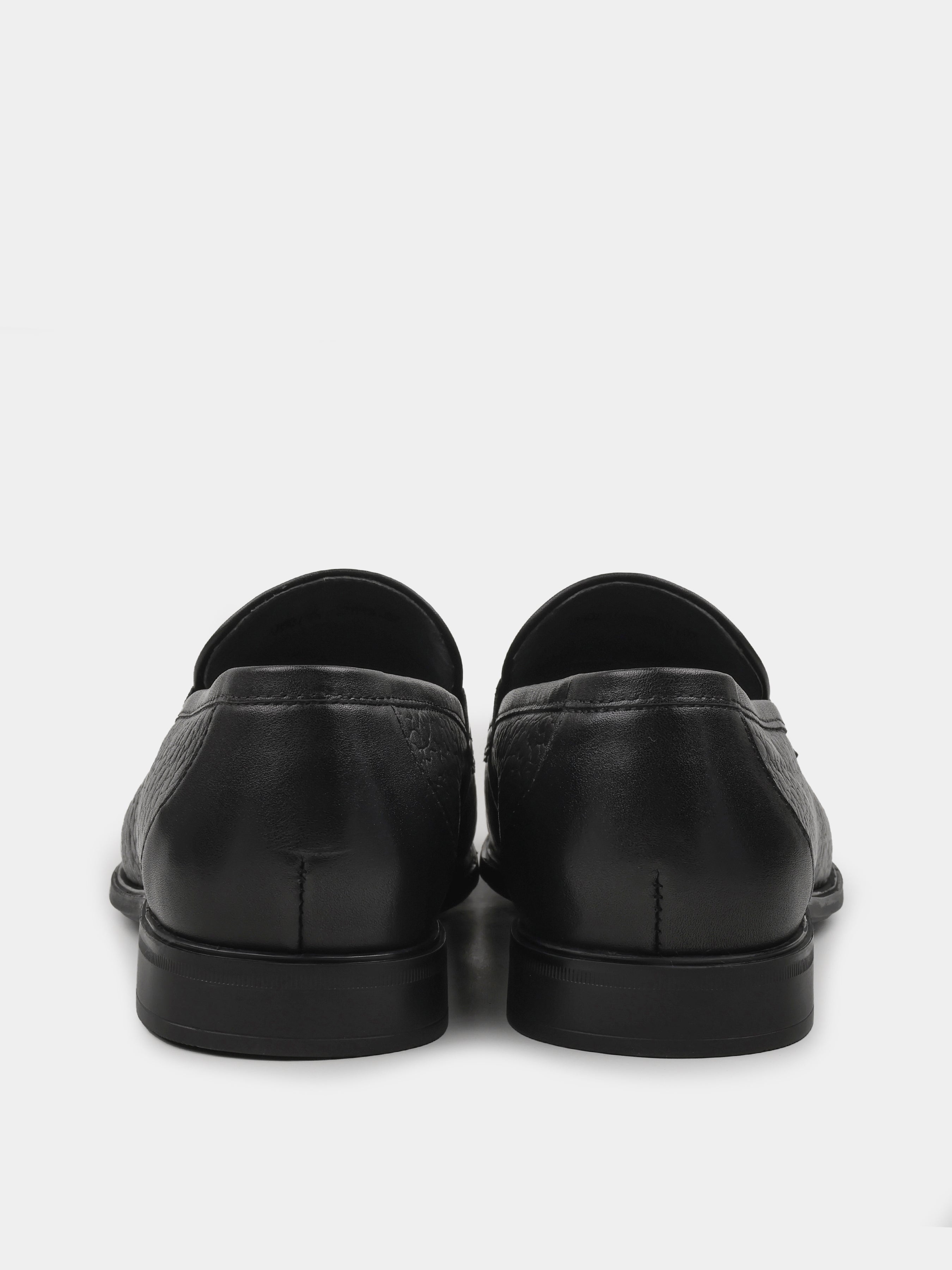 Czarne Skórzane Loafersy Fenti z Tłoczeniem w Krokodyla - obrazek 6