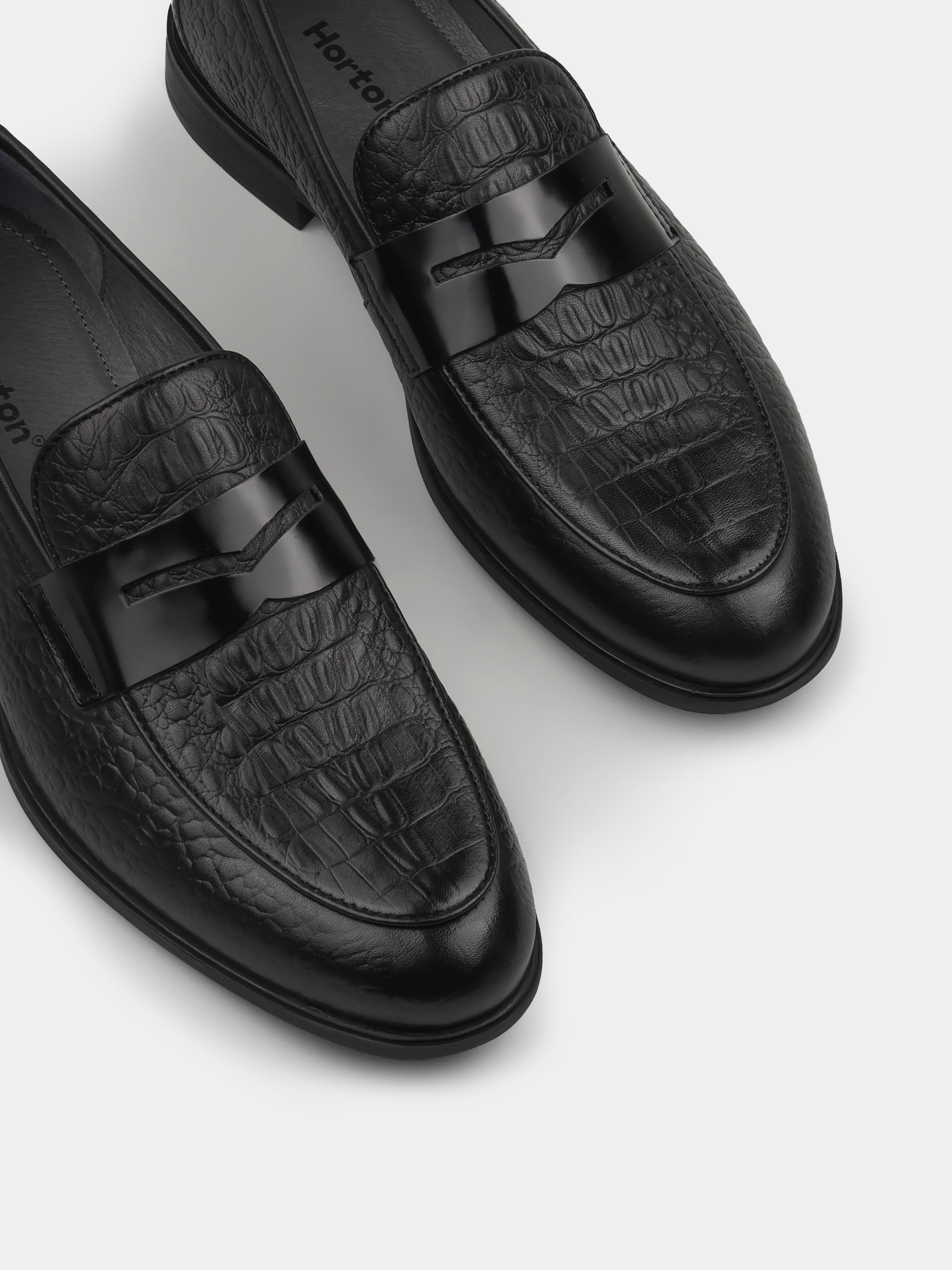 Czarne Skórzane Loafersy Fenti z Tłoczeniem w Krokodyla - obrazek 5